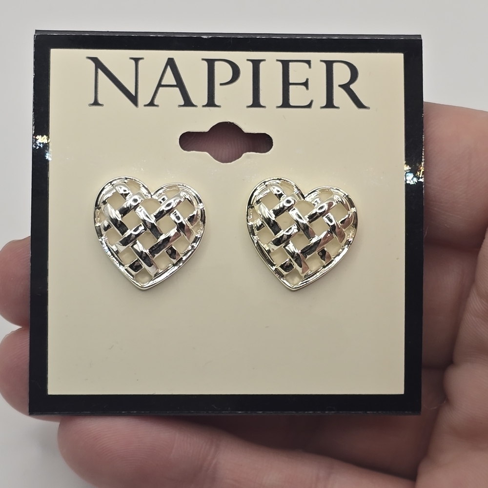 New Napier Silver Tone J'adore Heart Love Stud Earrings - Picture 2 of 3